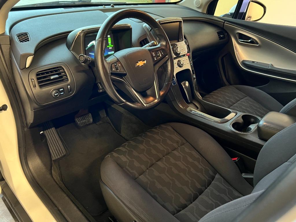 2014 Chevrolet Volt photo