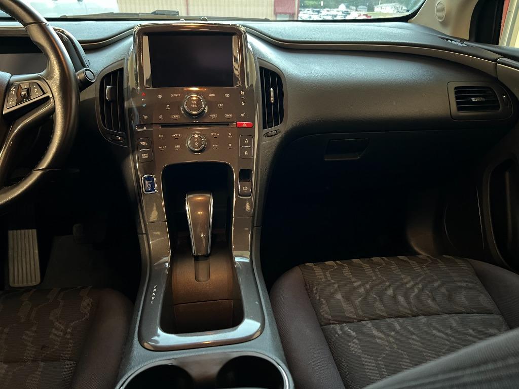 2014 Chevrolet Volt photo