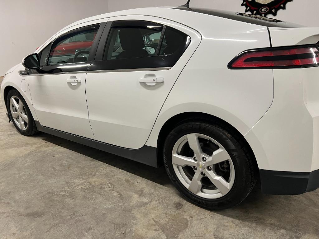2014 Chevrolet Volt photo