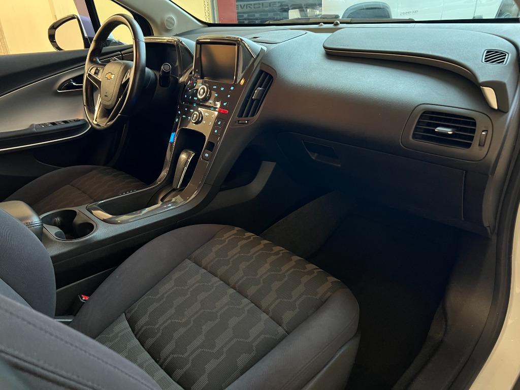 2014 Chevrolet Volt photo