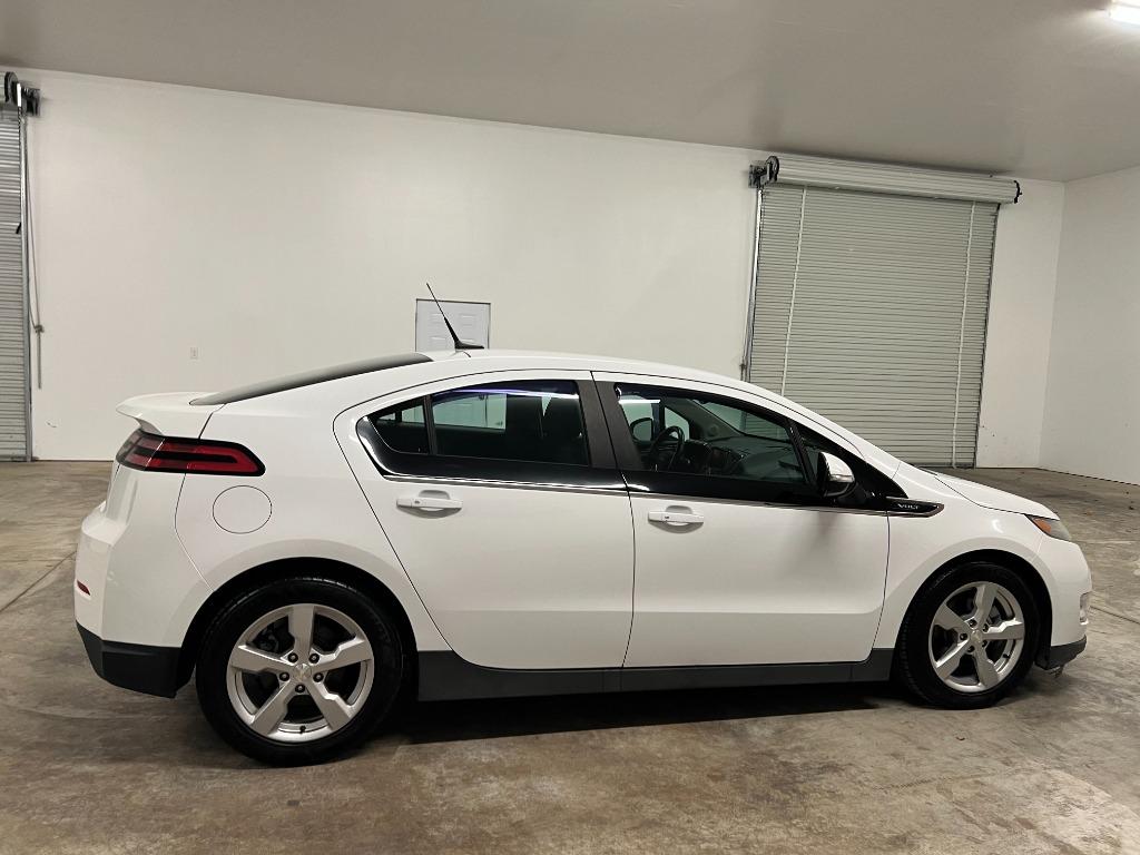 2014 Chevrolet Volt photo