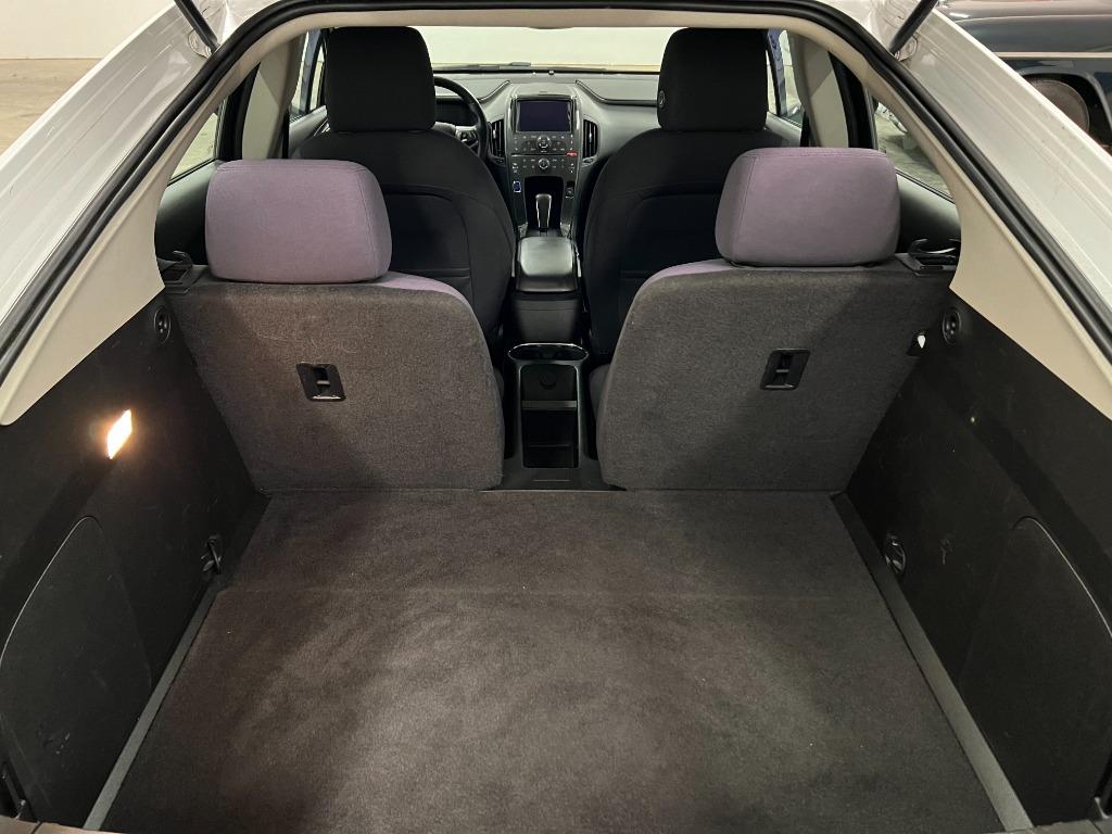 2014 Chevrolet Volt photo