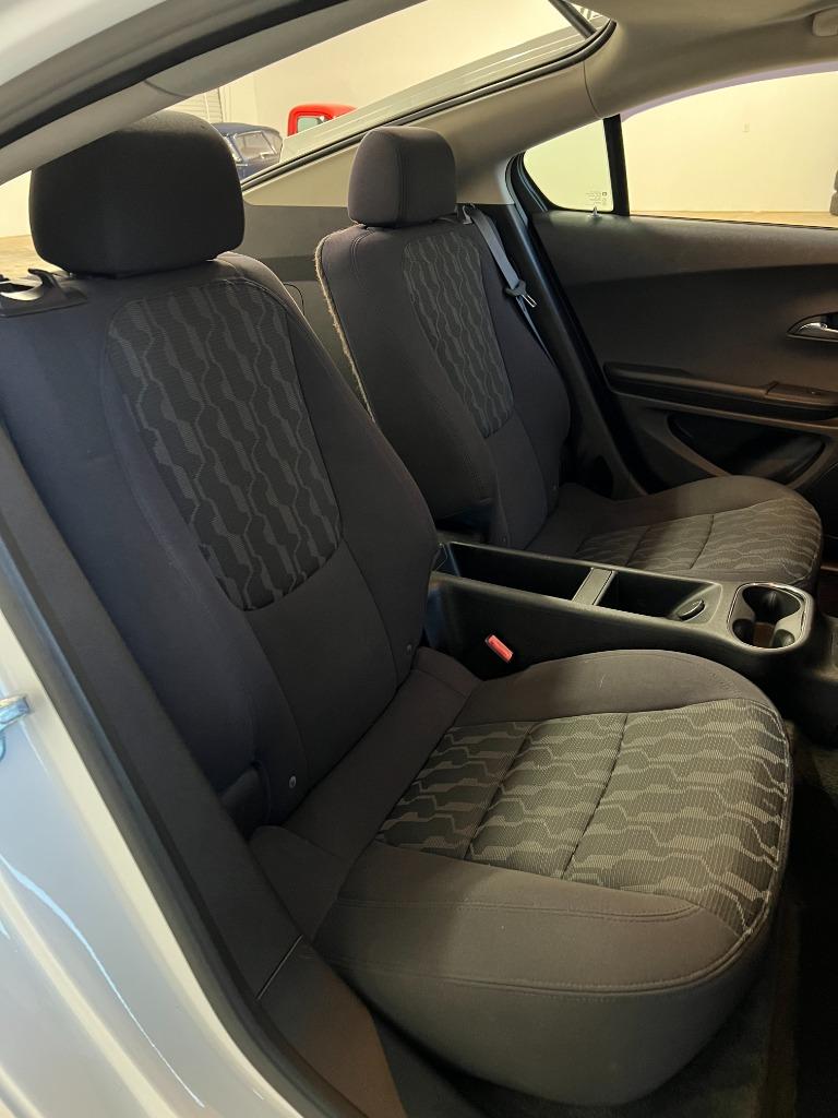 2014 Chevrolet Volt photo