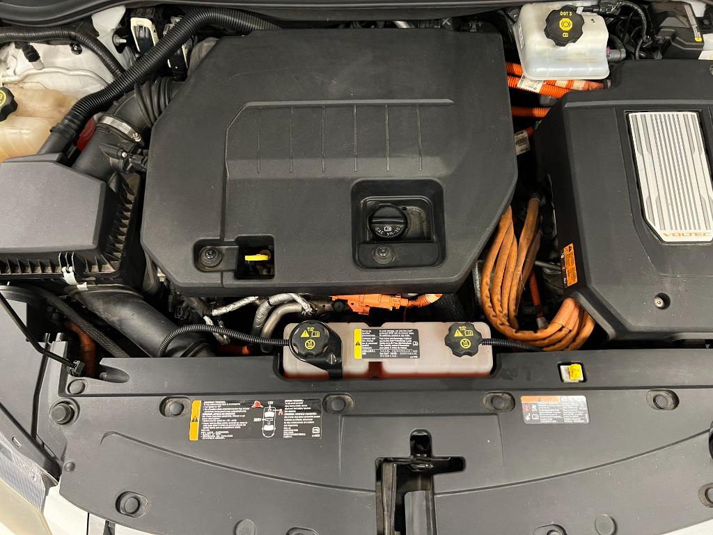 2014 Chevrolet Volt photo