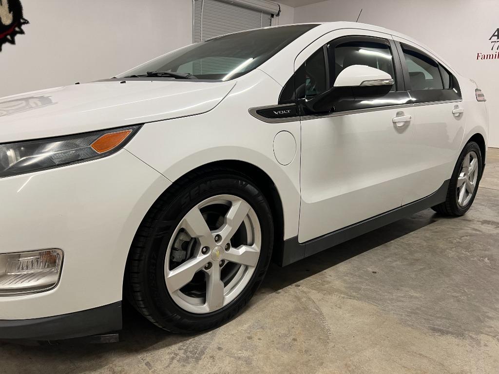 2014 Chevrolet Volt photo