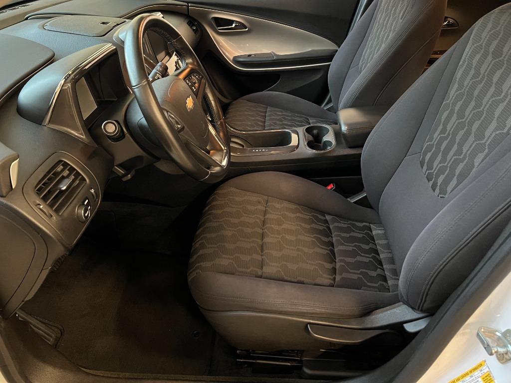 2014 Chevrolet Volt photo