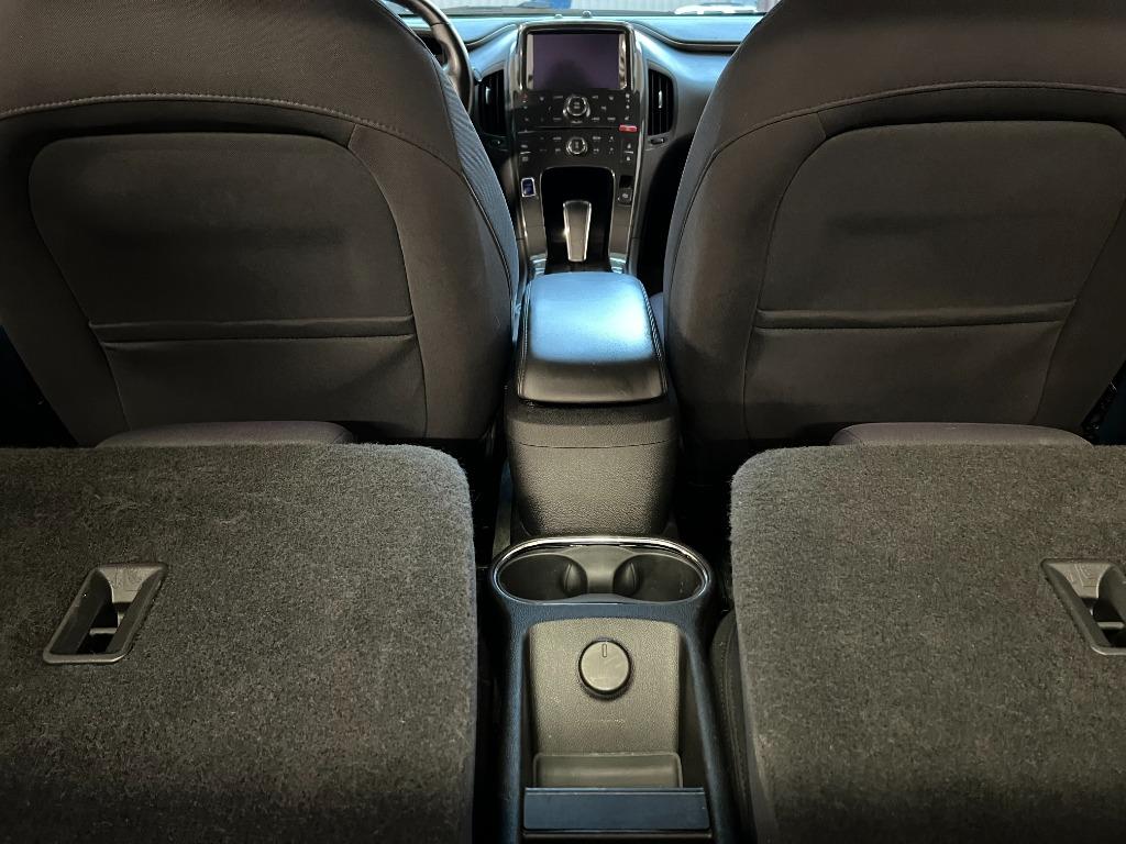 2014 Chevrolet Volt photo