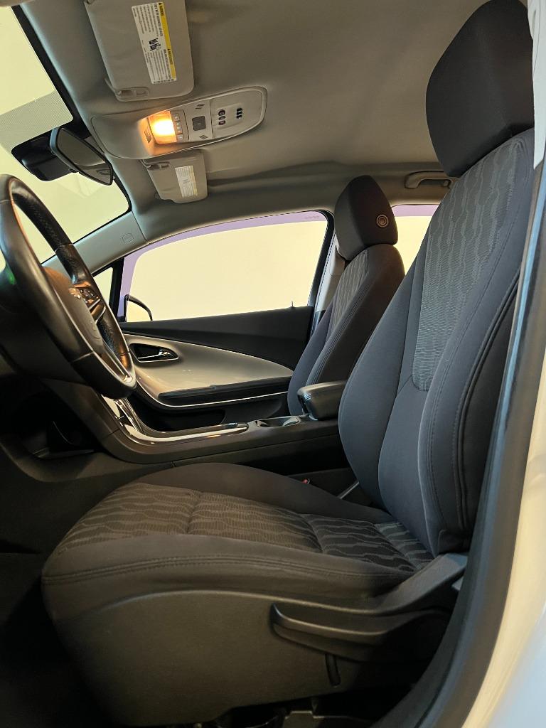 2014 Chevrolet Volt photo