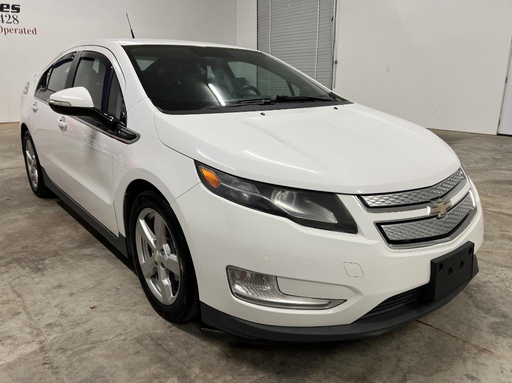 2014 Chevrolet Volt photo
