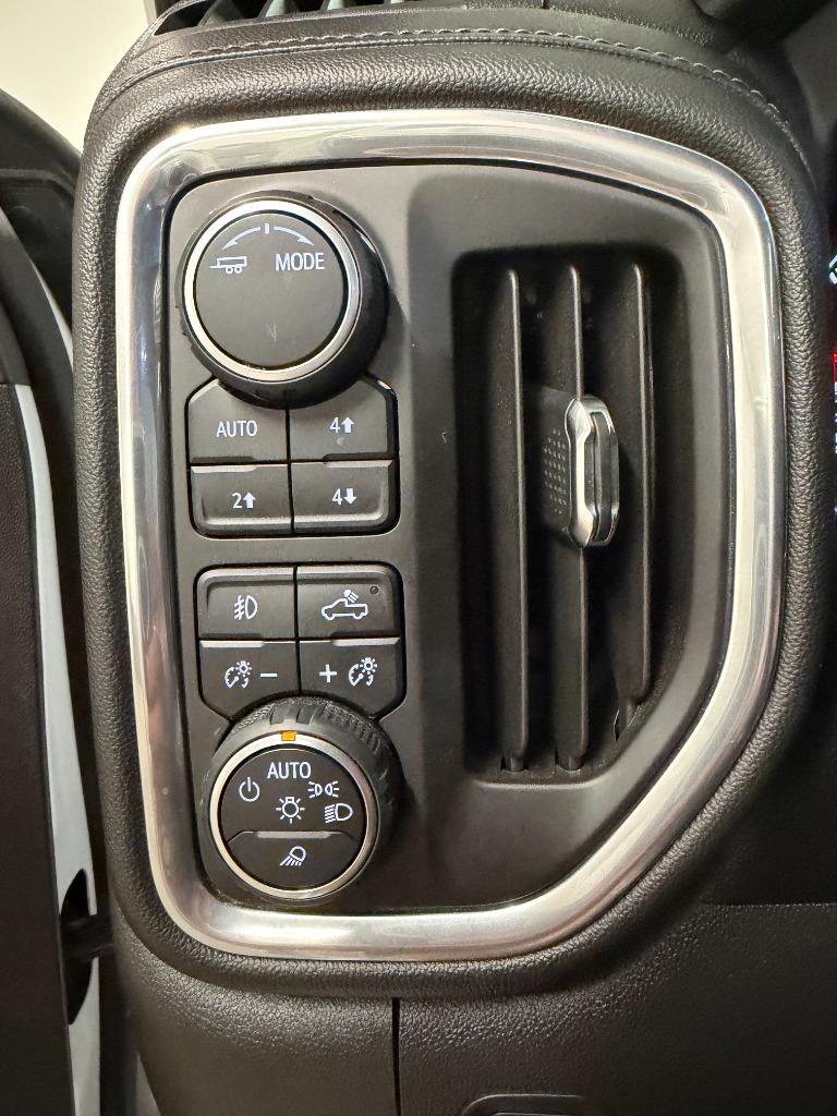 2020 Chevrolet Silverado 1500 LT Trail Boss Crew Cab 4WD - $31,349
