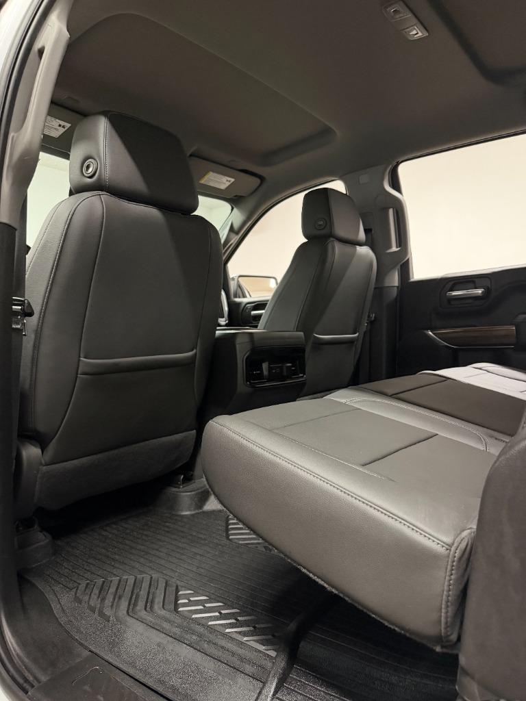 2020 Chevrolet Silverado 1500 LT Trail Boss Crew Cab 4WD - $31,349