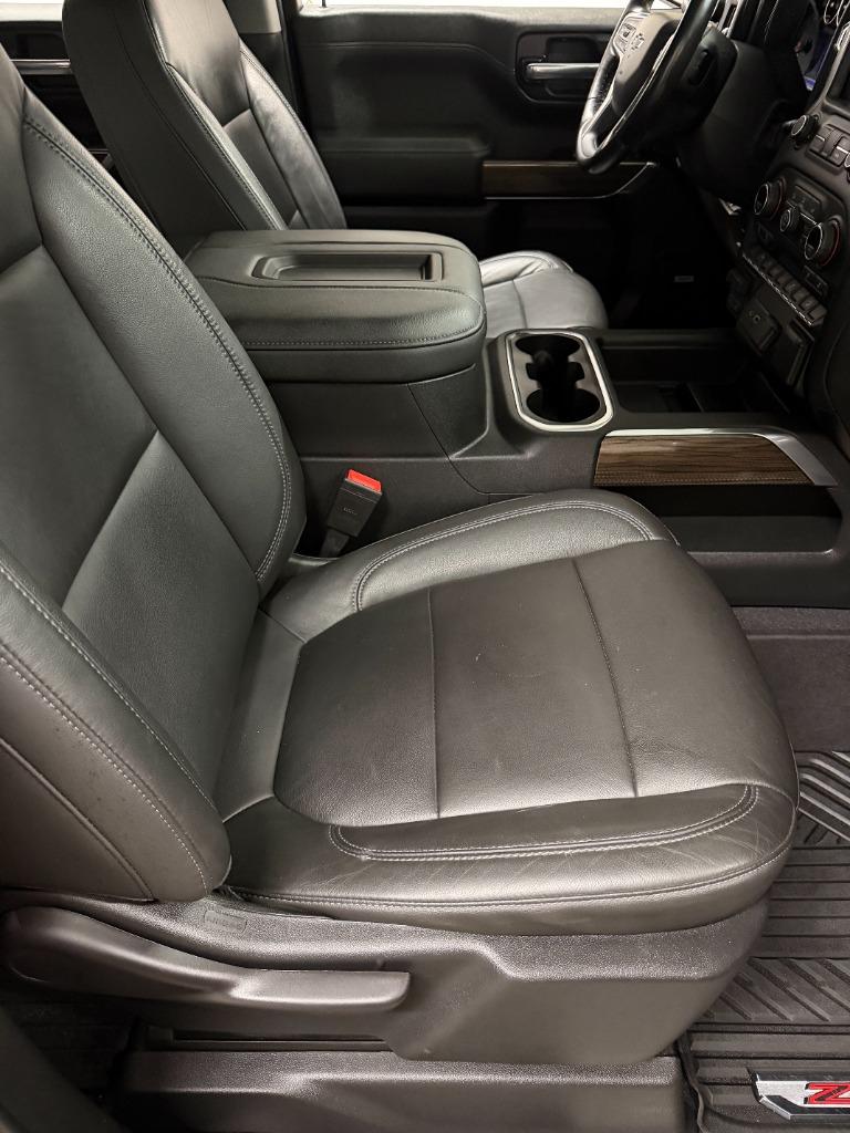 2020 Chevrolet Silverado 1500 LT Trail Boss Crew Cab 4WD - $31,349