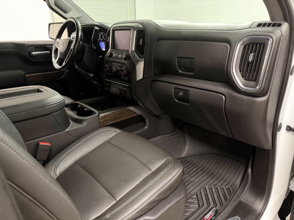 2020 Chevrolet Silverado 1500 LT Trail Boss Crew Cab 4WD - $31,349