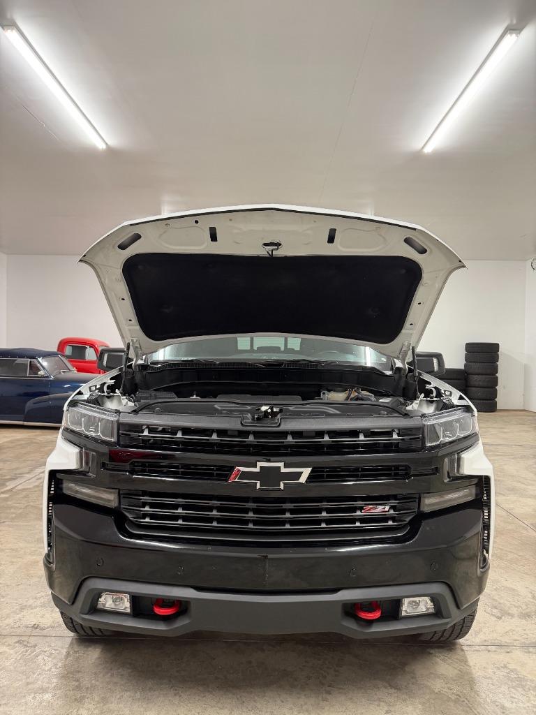 2020 Chevrolet Silverado 1500 LT Trail Boss Crew Cab 4WD - $31,349