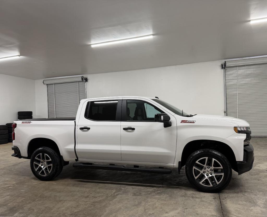 2020 Chevrolet Silverado 1500 LT Trail Boss Crew Cab 4WD - $31,349