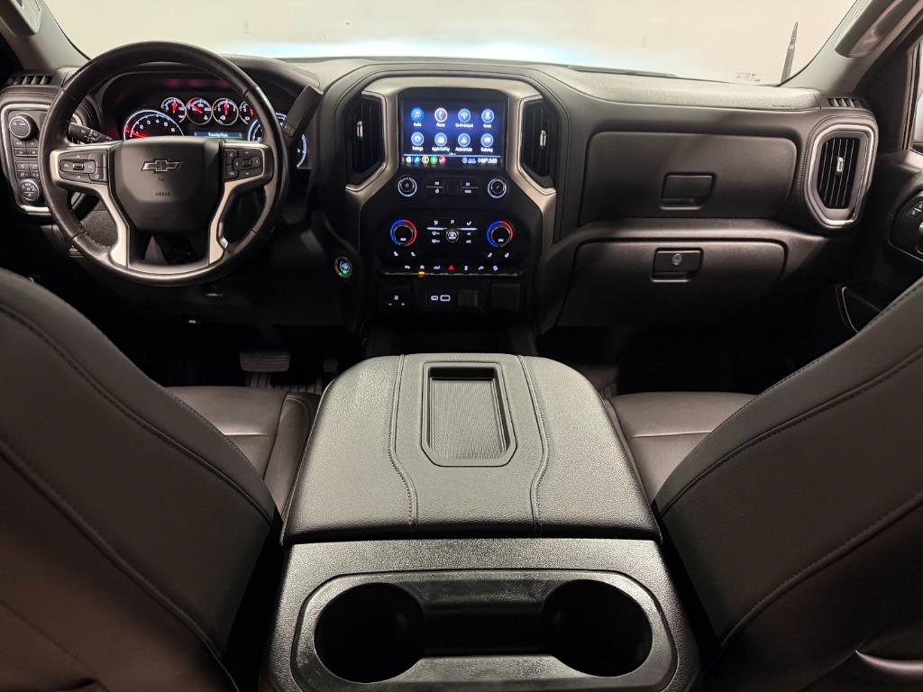 2020 Chevrolet Silverado 1500 LT Trail Boss Crew Cab 4WD - $31,349