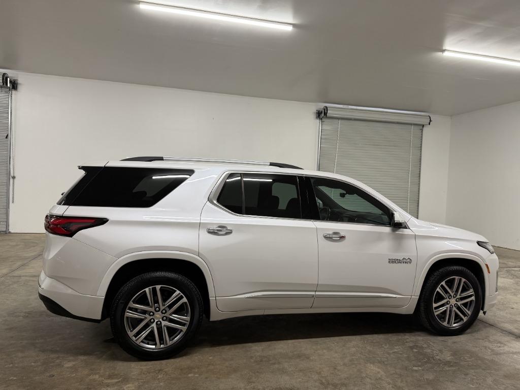 2022 Chevrolet Traverse - $28,950