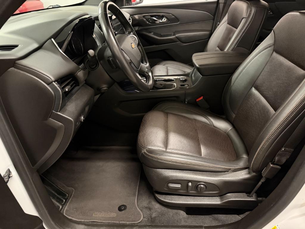 2022 Chevrolet Traverse - $28,950