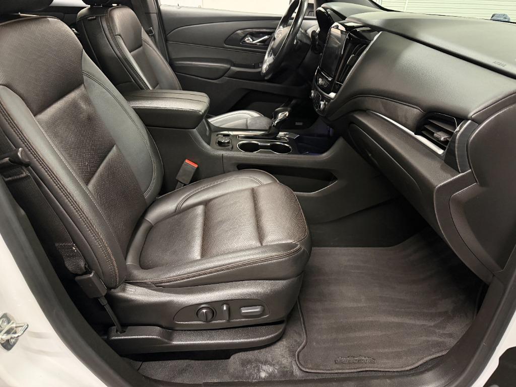 2022 Chevrolet Traverse - $28,950