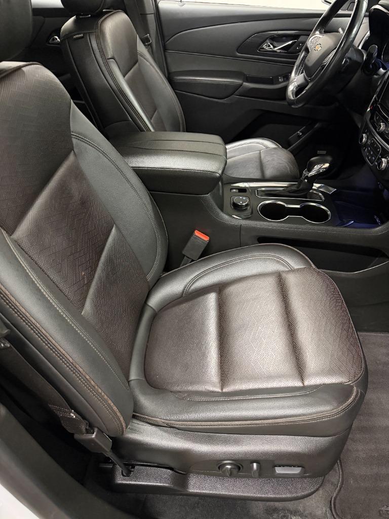 2022 Chevrolet Traverse - $28,950