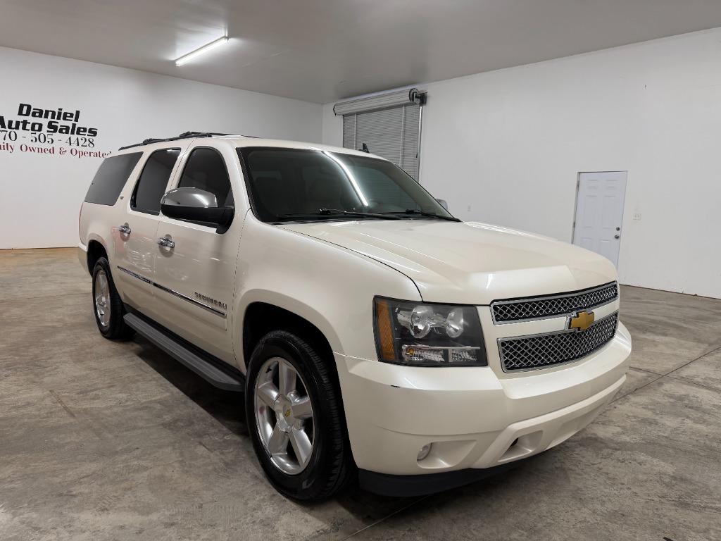 2013 Chevrolet Suburban - $9,349