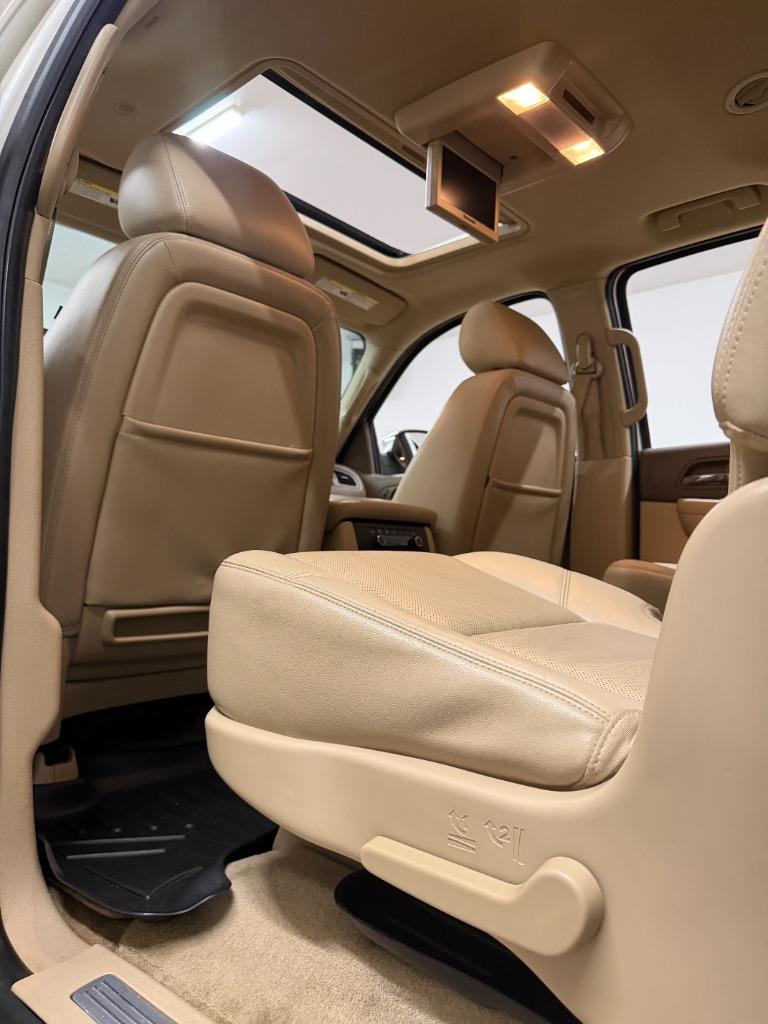 2013 Chevrolet Suburban - $9,349