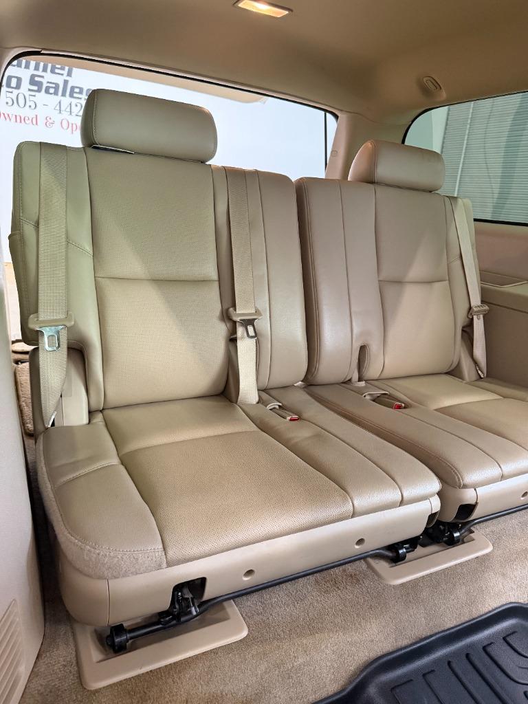 2013 Chevrolet Suburban - $9,349