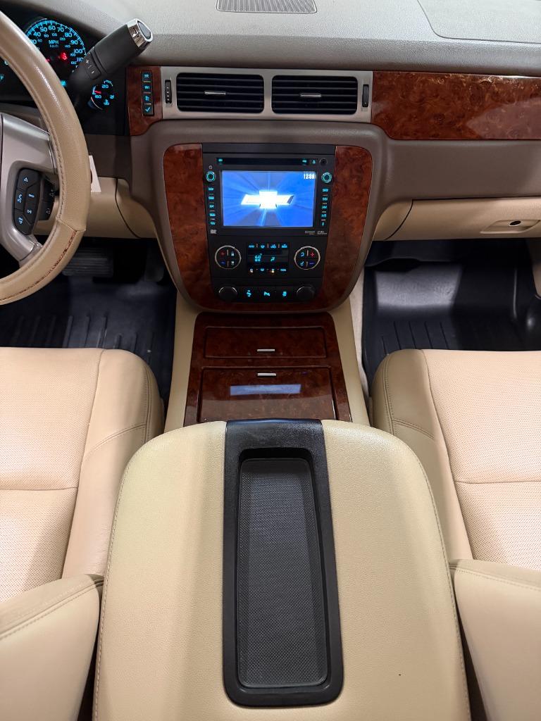 2013 Chevrolet Suburban - $9,349