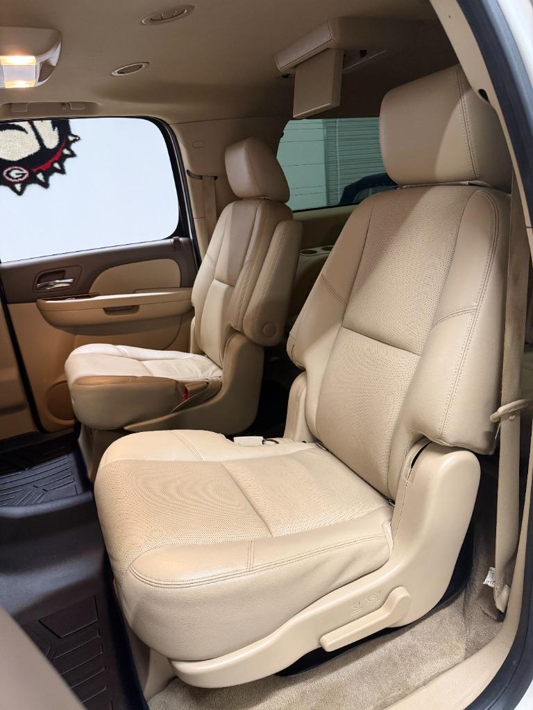 2013 Chevrolet Suburban - $9,349