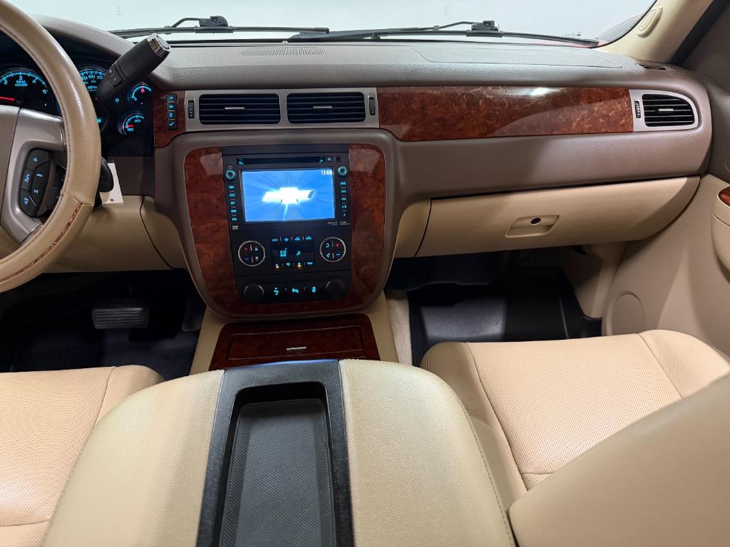 2013 Chevrolet Suburban - $9,349