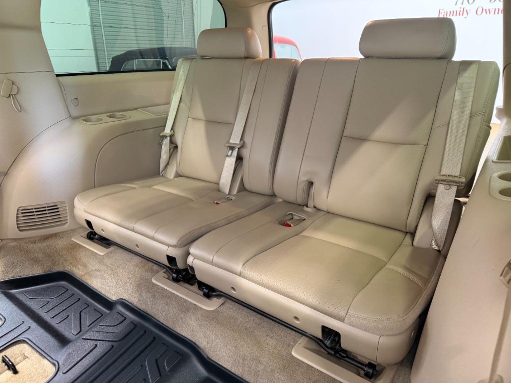 2013 Chevrolet Suburban - $9,349