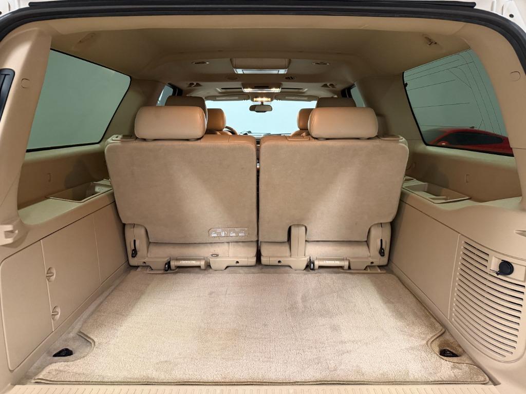 2013 Chevrolet Suburban - $9,349
