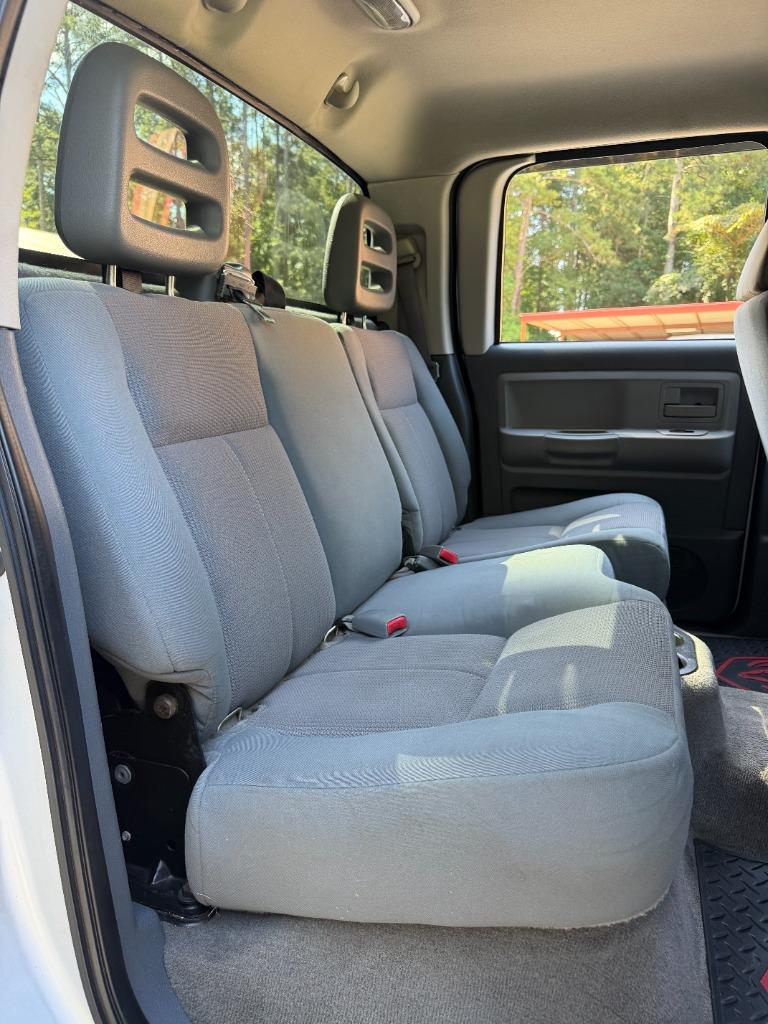2005 Dodge Dakota - $7,950