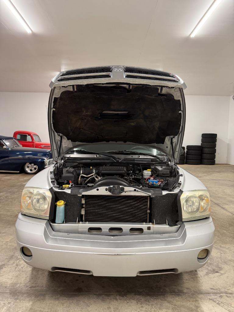 2005 Dodge Dakota - $7,950