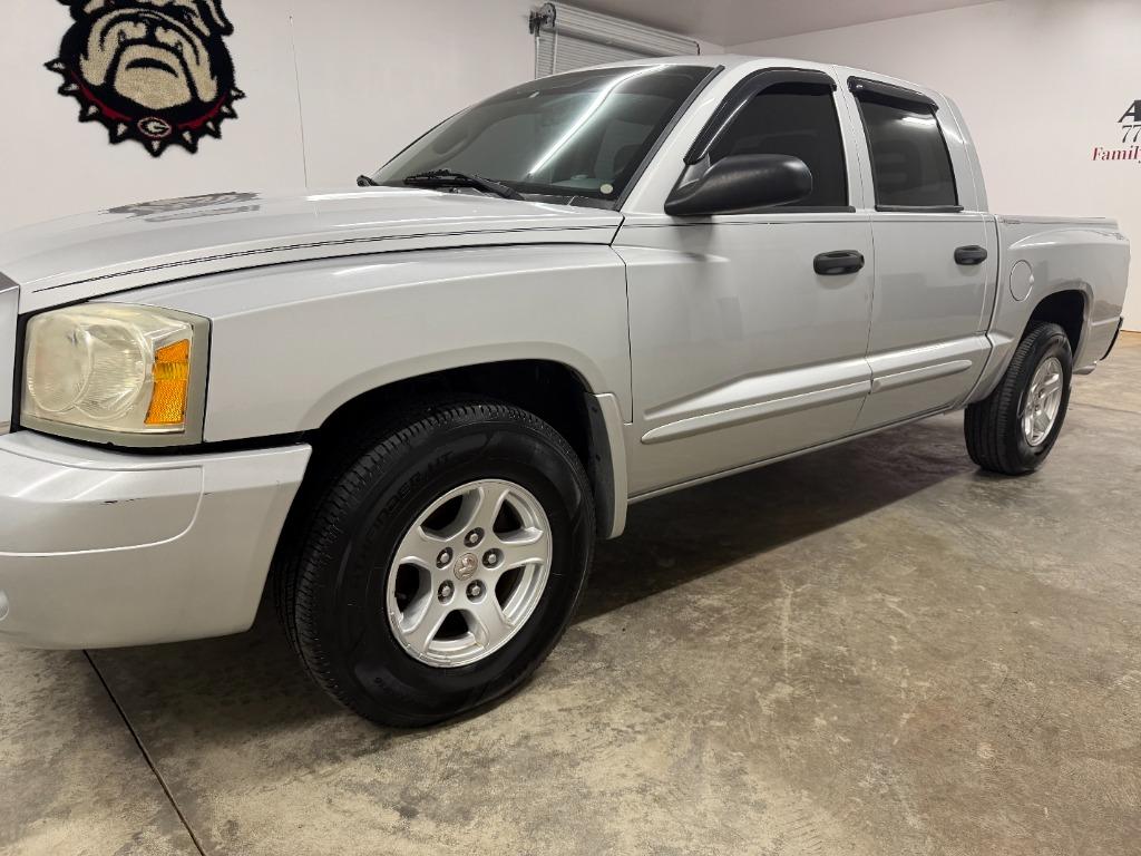 2005 Dodge Dakota - $7,950