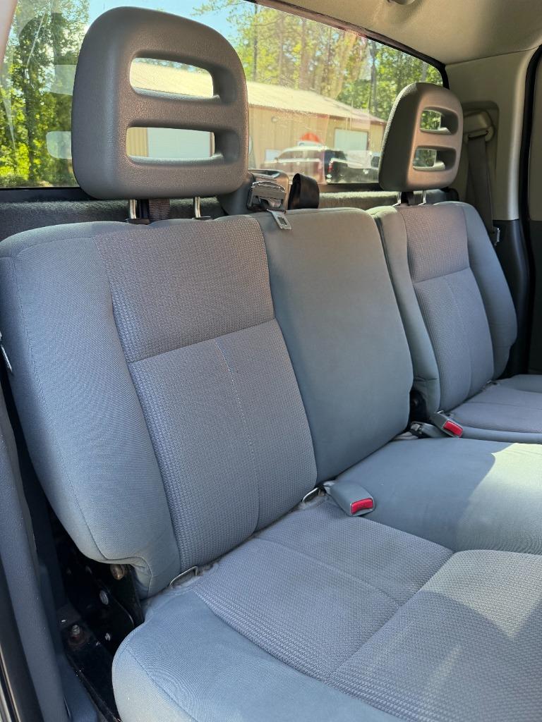 2005 Dodge Dakota - $7,950