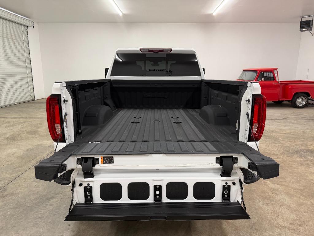 2023 GMC Sierra 2500HD - $59,750