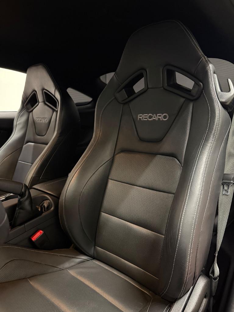 2021 Ford GT - $35,750