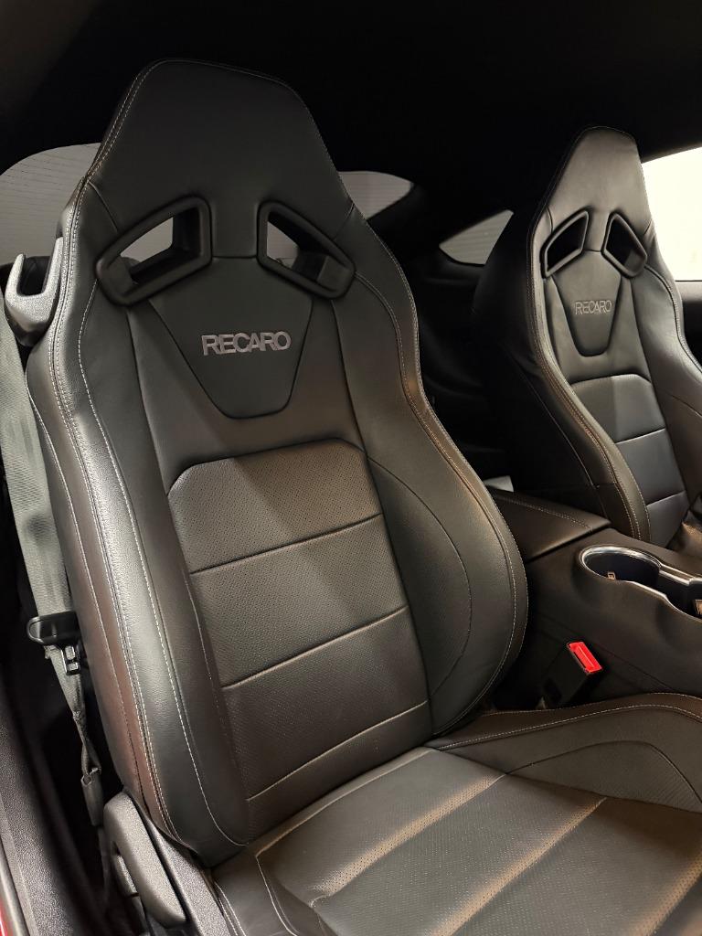 2021 Ford GT - $35,750