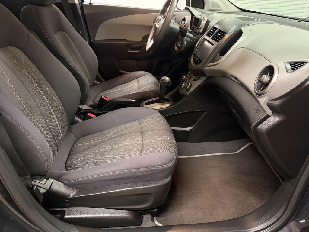 2015 Chevrolet Sonic - $7,950
