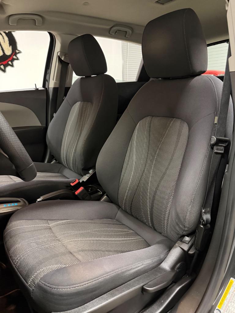 2015 Chevrolet Sonic - $7,950