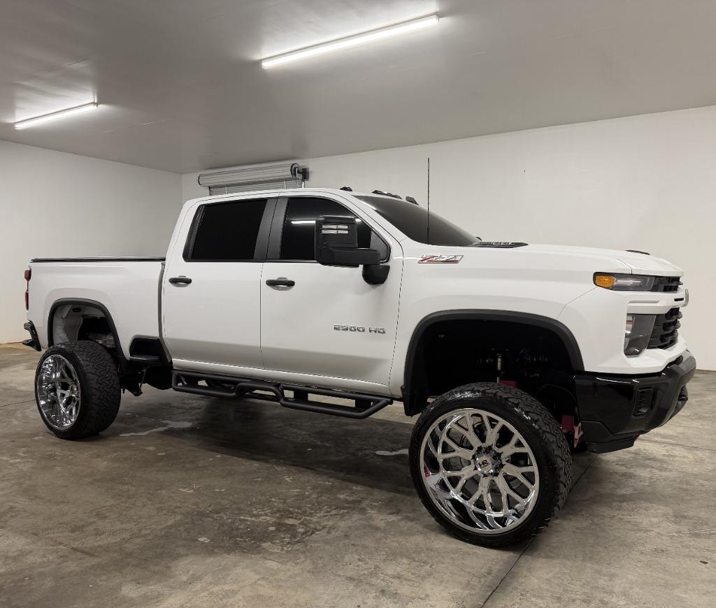 2025 Chevrolet Silverado 2500HD Custom Z71 Crew Cab 4WD - $50,950