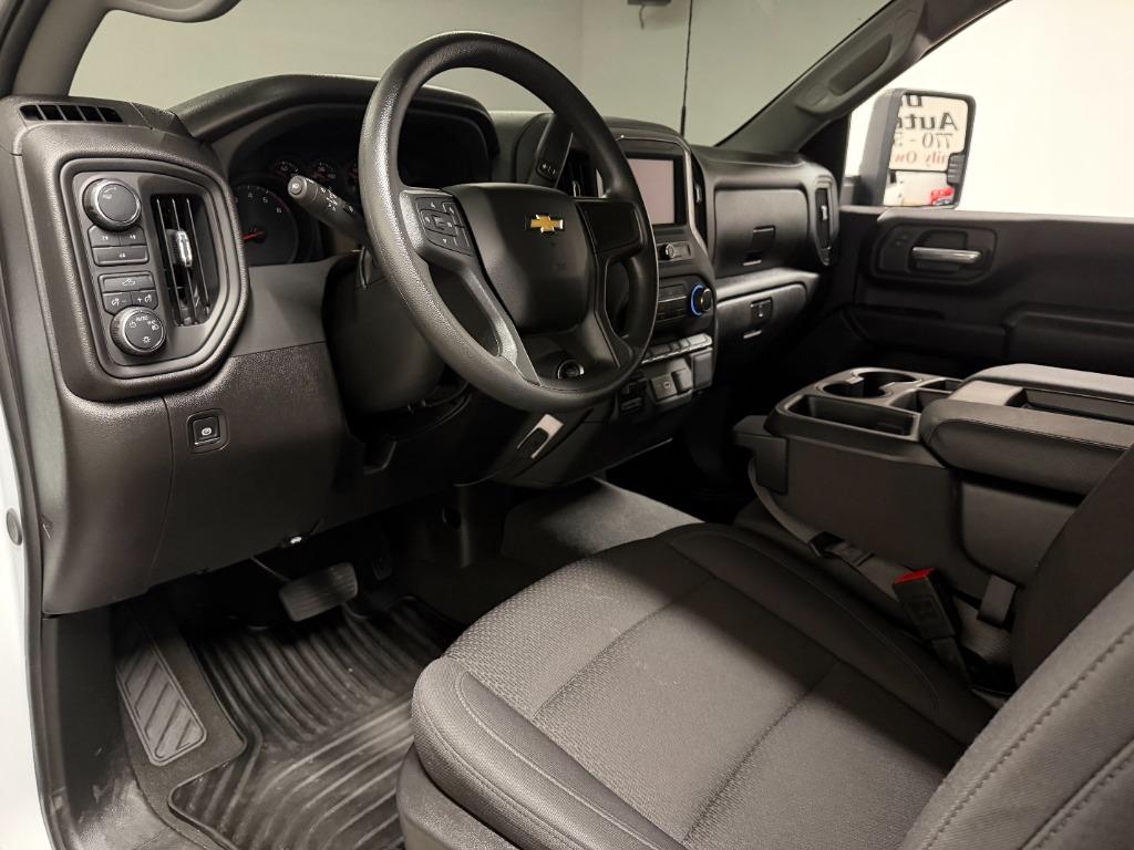 2025 Chevrolet Silverado 2500HD Custom Z71 Crew Cab 4WD - $50,950