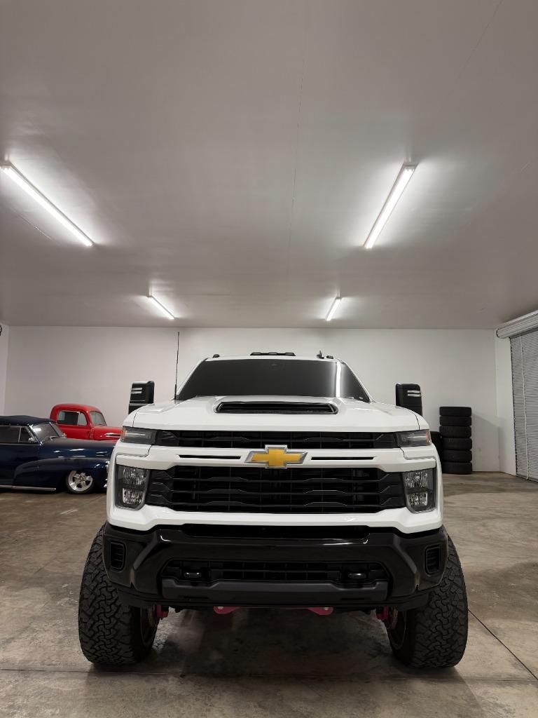 2025 Chevrolet Silverado 2500HD Custom Z71 Crew Cab 4WD - $50,950