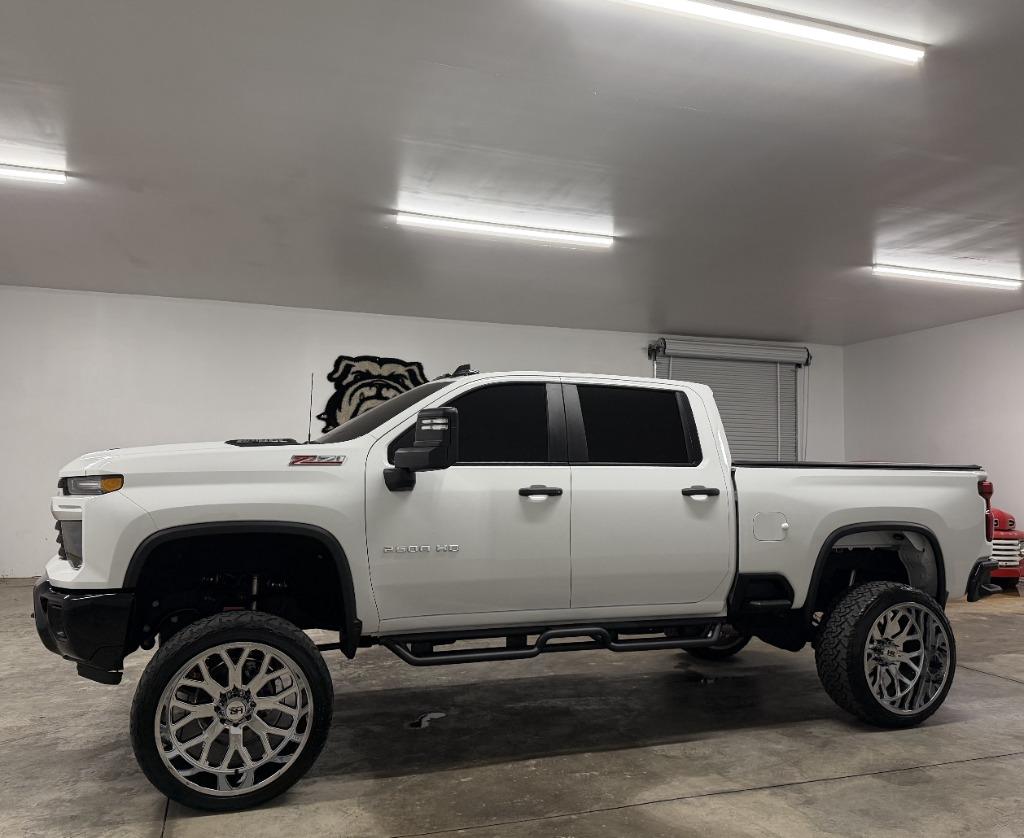 2025 Chevrolet Silverado 2500HD Custom Z71 Crew Cab 4WD - $50,950