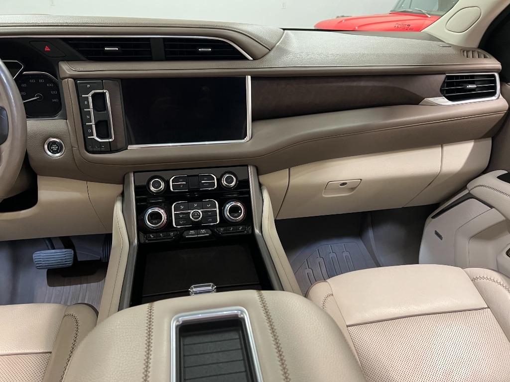 2021 GMC Yukon XL Denali 1500 Denali photo