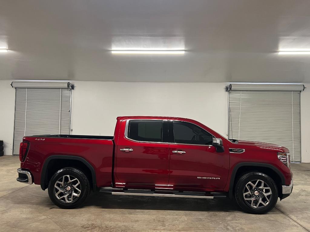 2023 GMC Sierra 1500 - $44,500