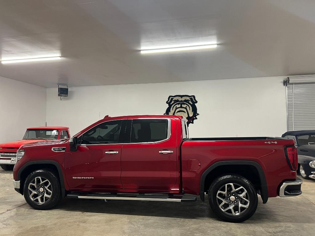 2023 GMC Sierra 1500 - $44,500