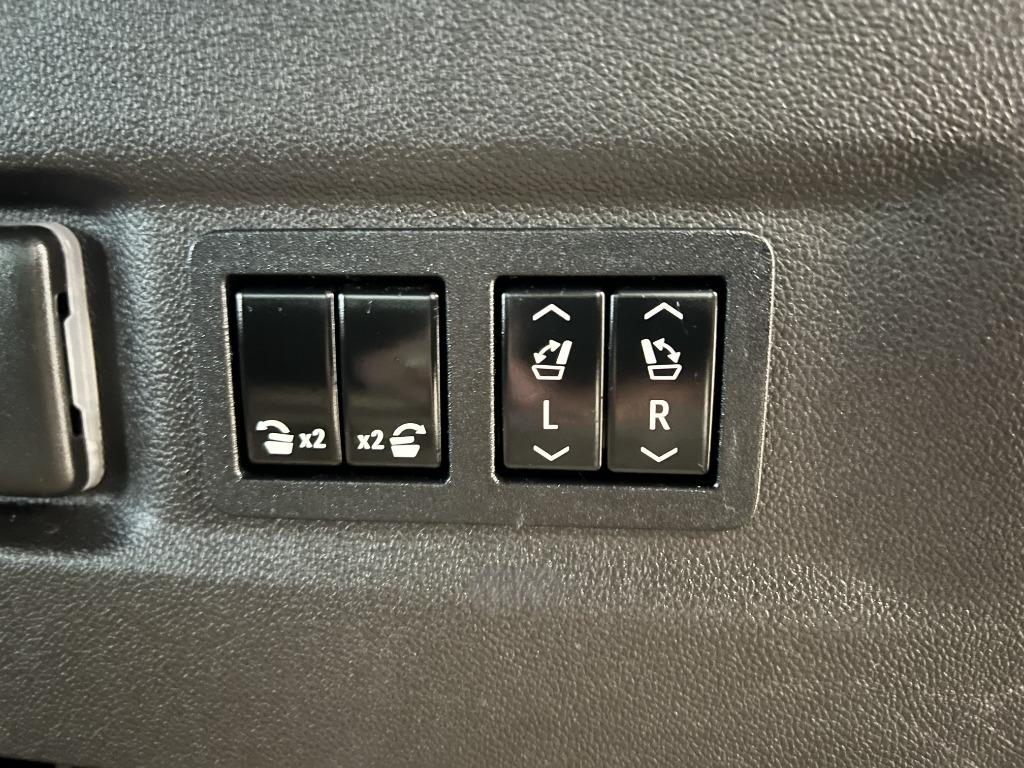 2021 Chevrolet Suburban - $40,950