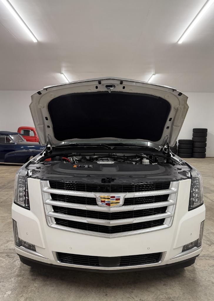 2017 Cadillac Escalade - $19,950